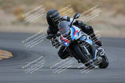 media/Jan-14-2023-SoCal Trackdays (Sat) [[497694156f]]/Turn 16 (210pm)/